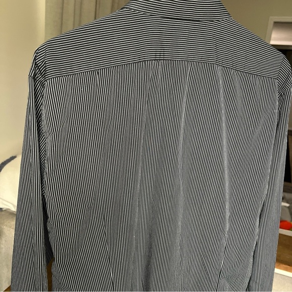 Express Men’s Black/white Fitted Longsleeve Striped Button Up Size XL 17-17.5 - Picture 9 of 14